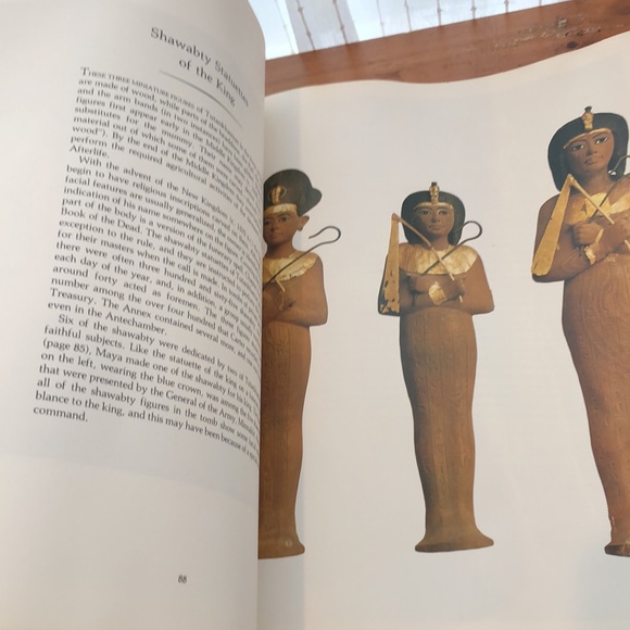 Egyptian Book Magazine Essay Text on Wonders of Tutankhamun - Picture 16 of 16